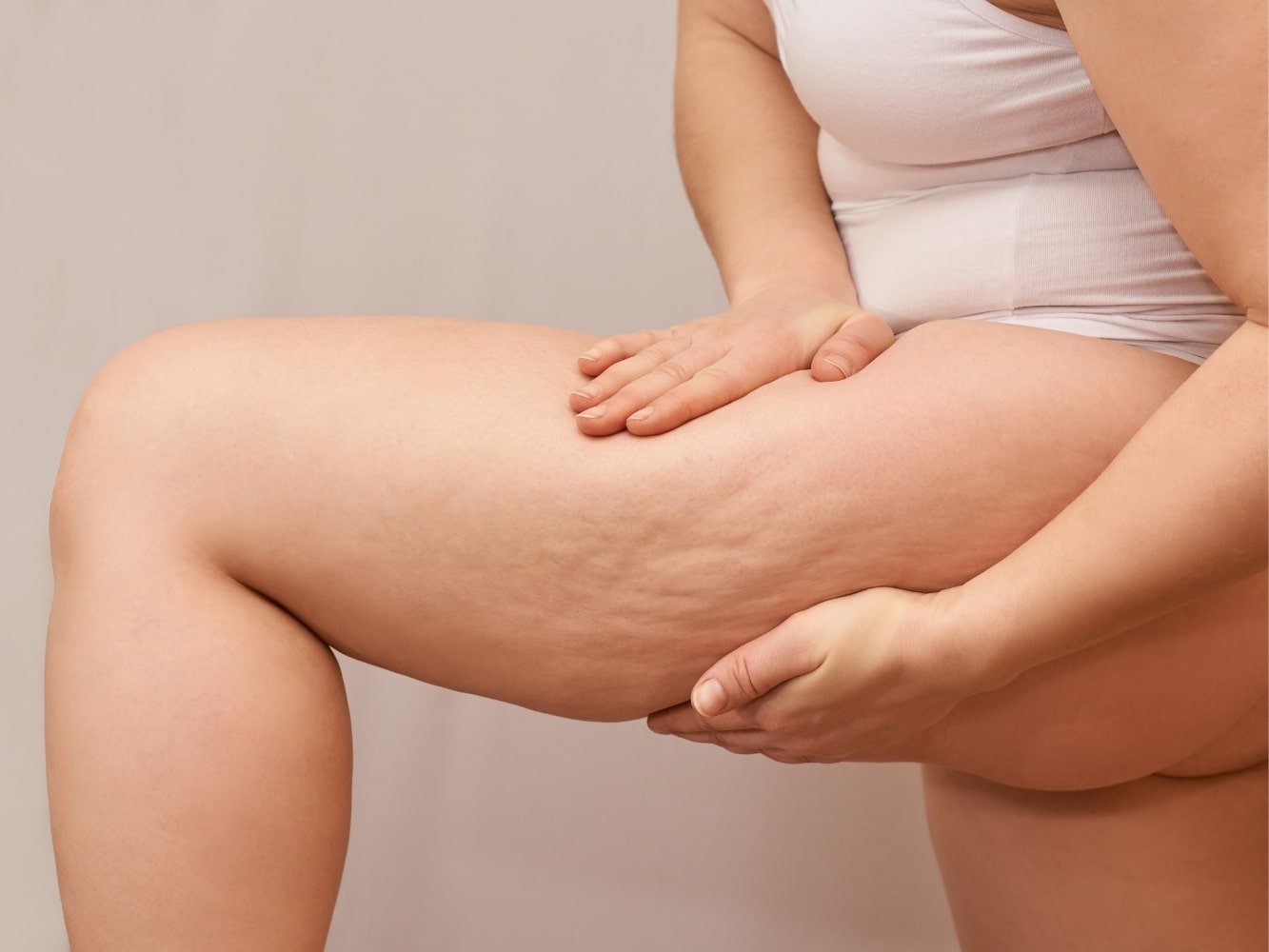 woman with heavy legs cause