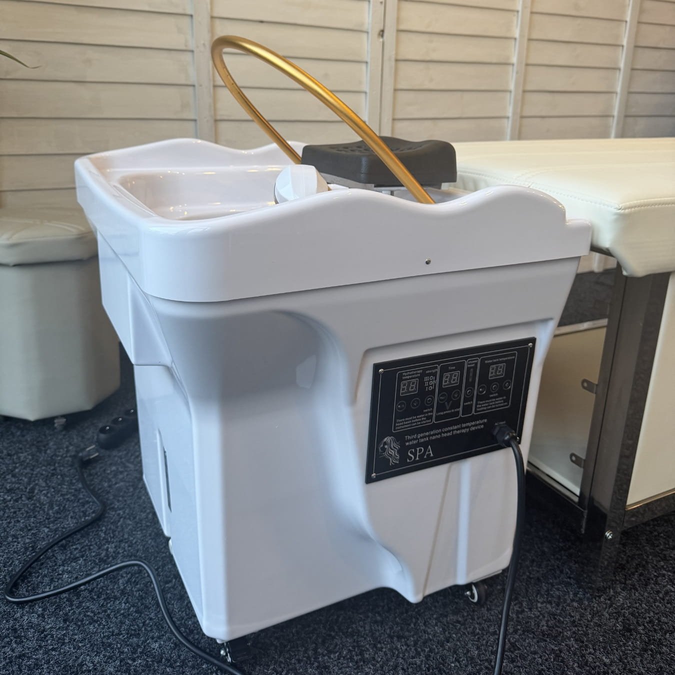 Mobiele head spa behandeling in salon